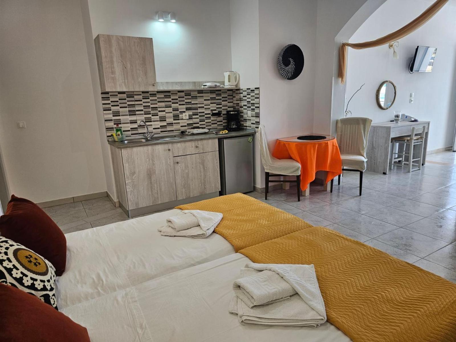 Apollonio Suites & Rooms Faliraki Rhodes Ngoại thất bức ảnh